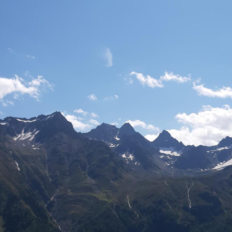Haus Waldfriede Apartamento Sankt Leonhard im Pitztal Exterior foto