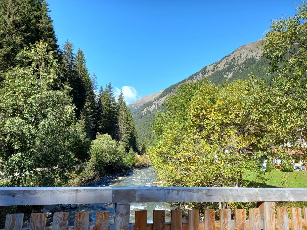Haus Waldfriede Apartamento Sankt Leonhard im Pitztal Exterior foto